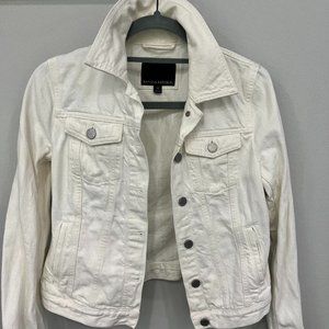 XS White Banana Republic Denim Jacket